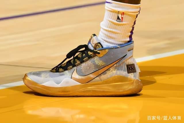 孙铭徽25+11胡金秋21分 广厦6人上双轻取同曦